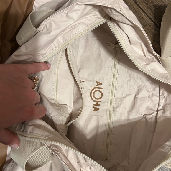 Aloha collection day tripper dipped dune/tan/brown NWOT - Picture 2 of 2